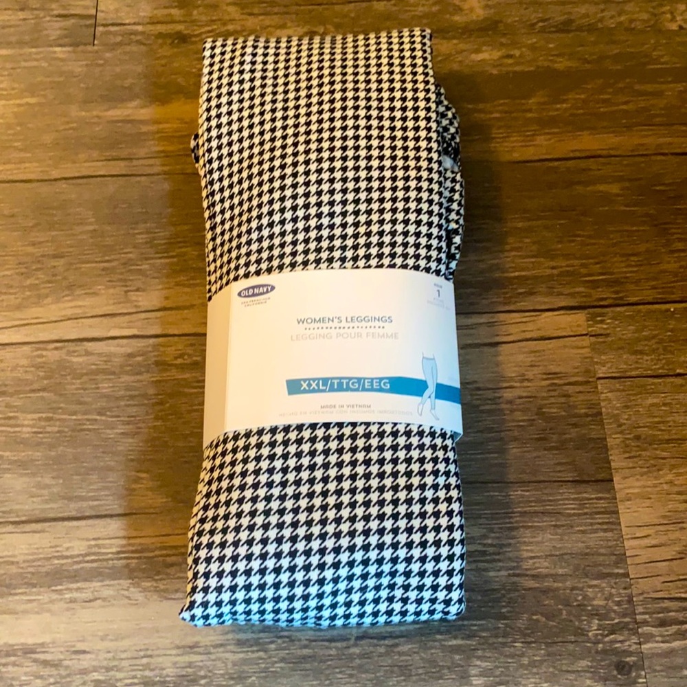 NWT Old Navy Houndstooth Leggings